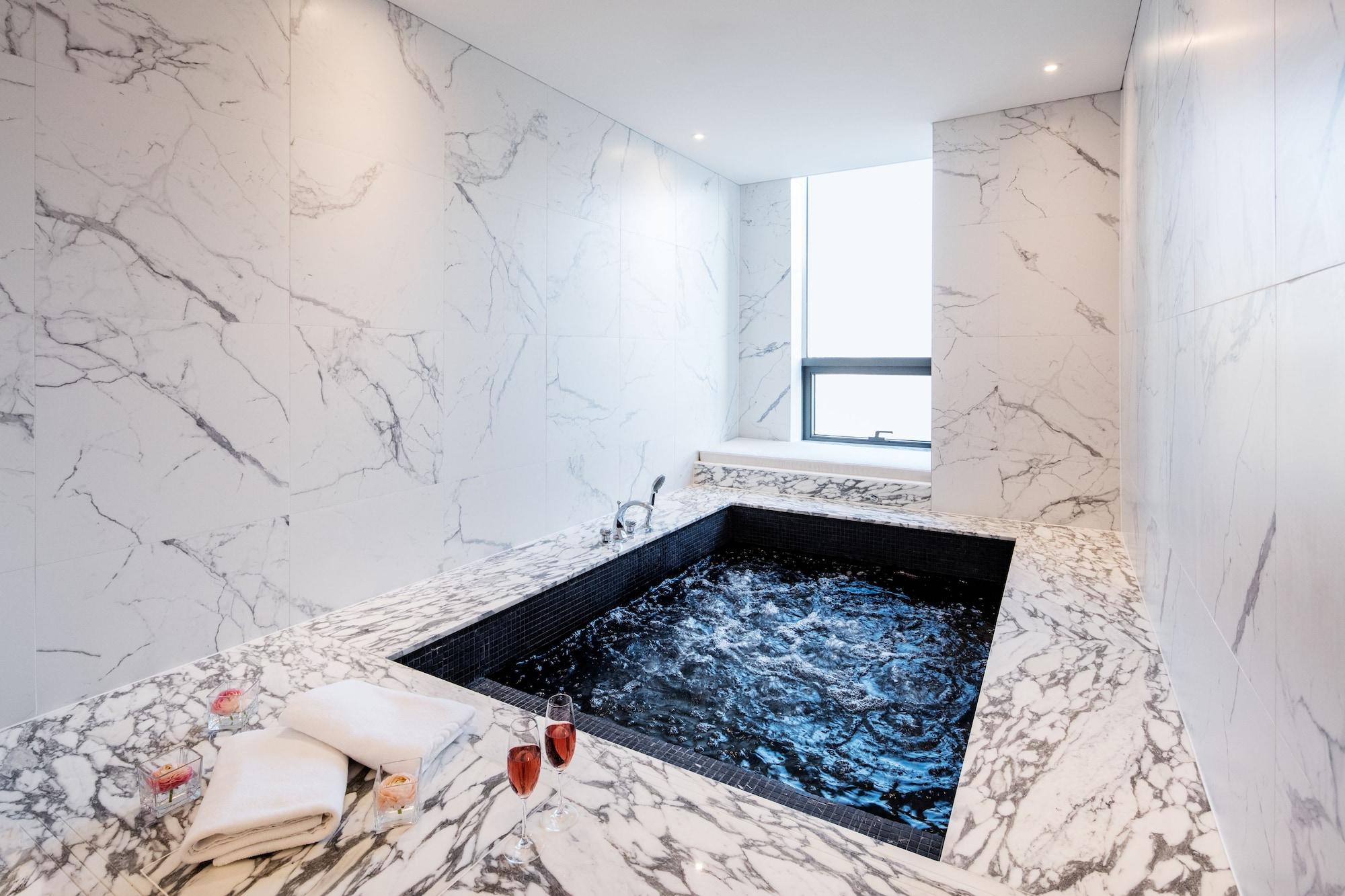 Spa Ramada Seoul Sindorim Hotel