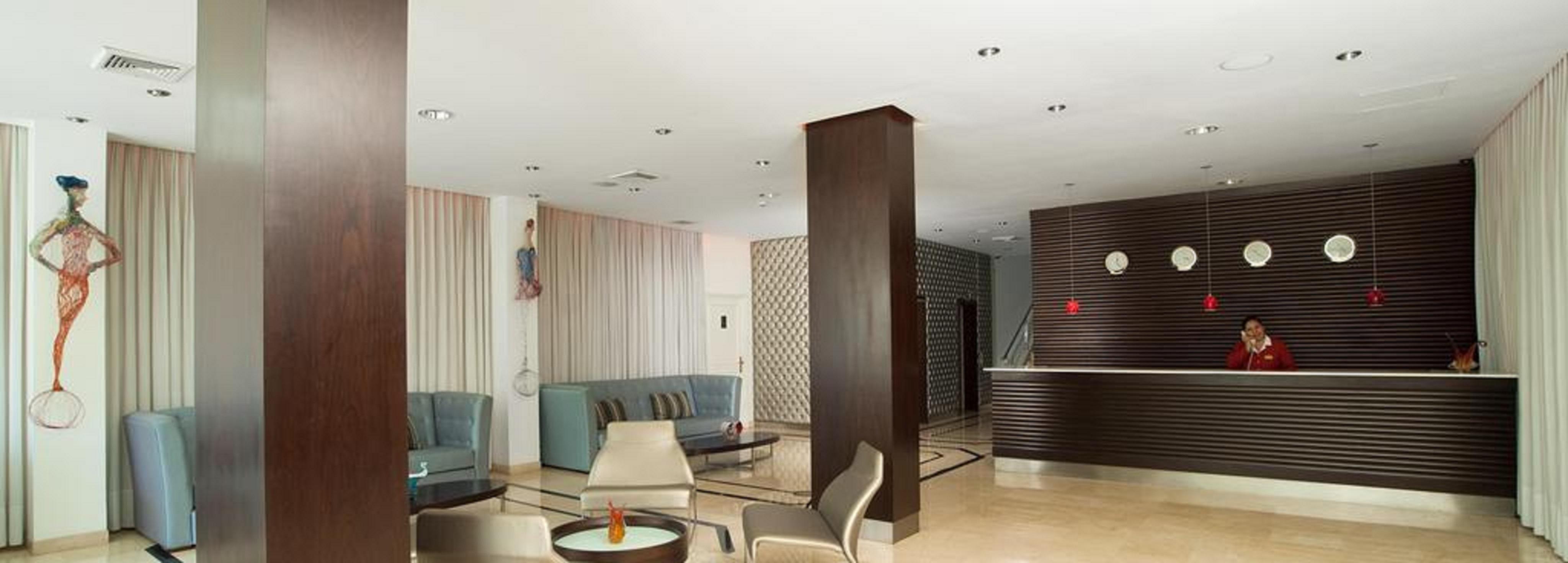 Hotel Radisson Hotel San Isidro