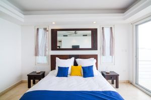 Alquiler Vacacional - *SPECIALS* SIMPSON BAY _ LUXURY BEACHFRONT CONDO