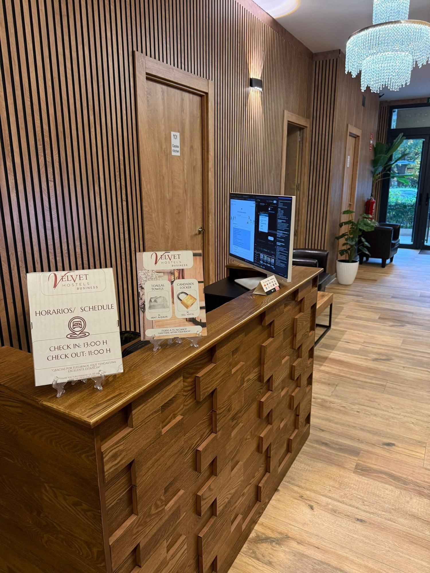 Varios Velvet Hostel Business