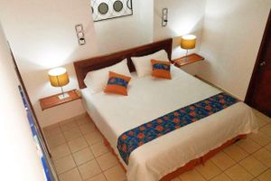 Alojamiento - Hostal Las Puertas - Hostel