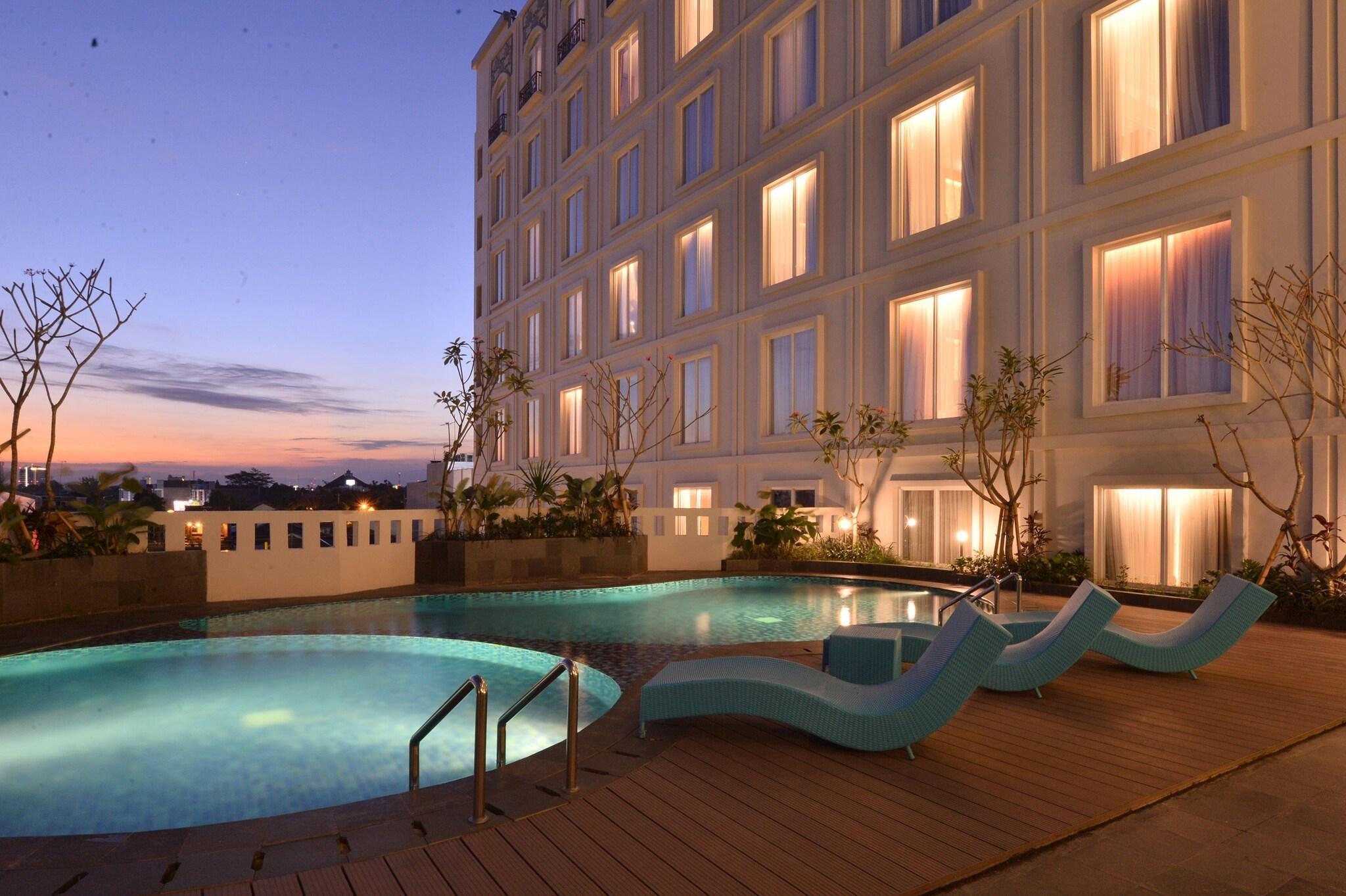 Vista Exterior Grand Keisha Yogyakarta