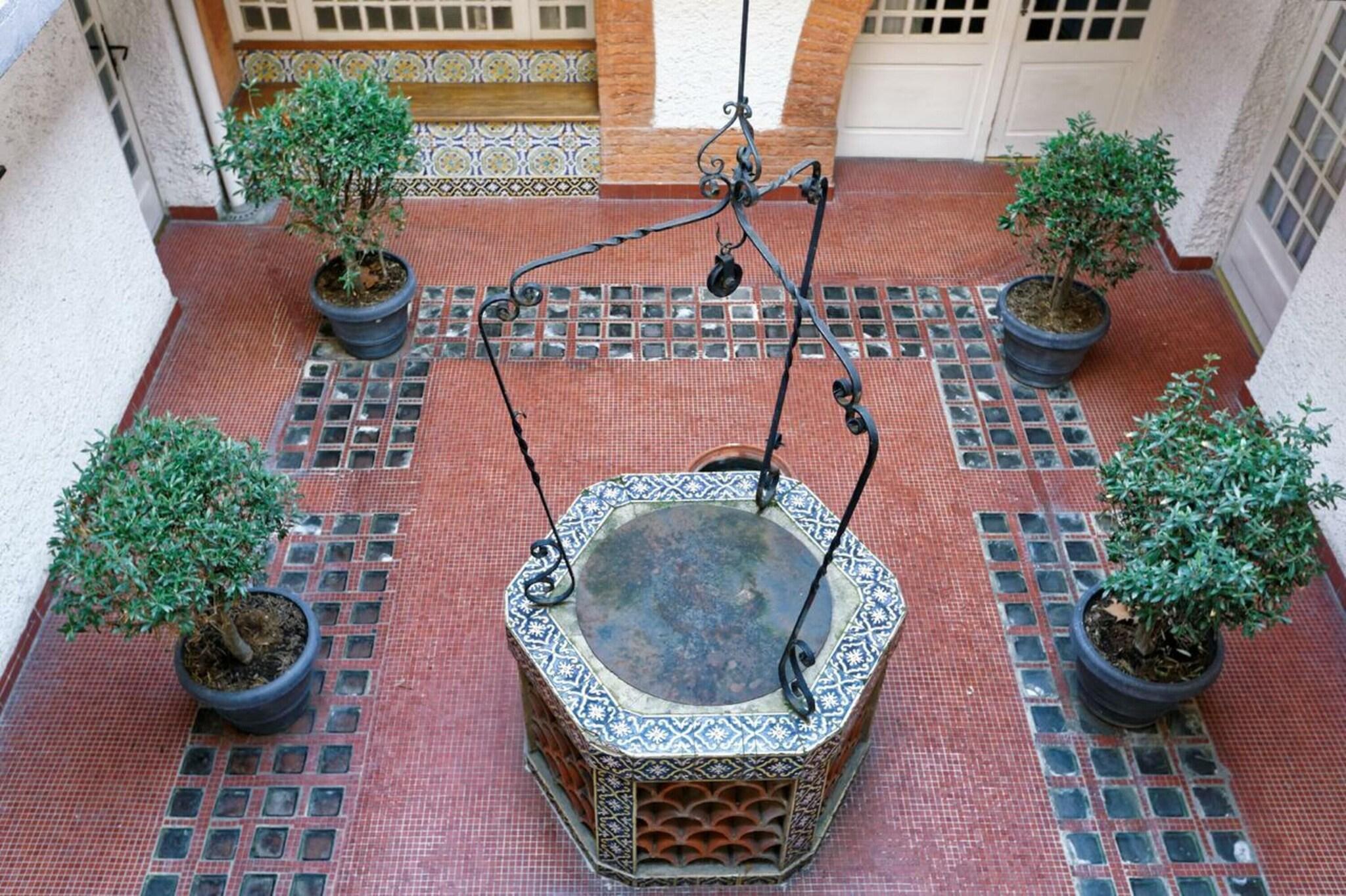 Varios Hôtel Royal Wilson