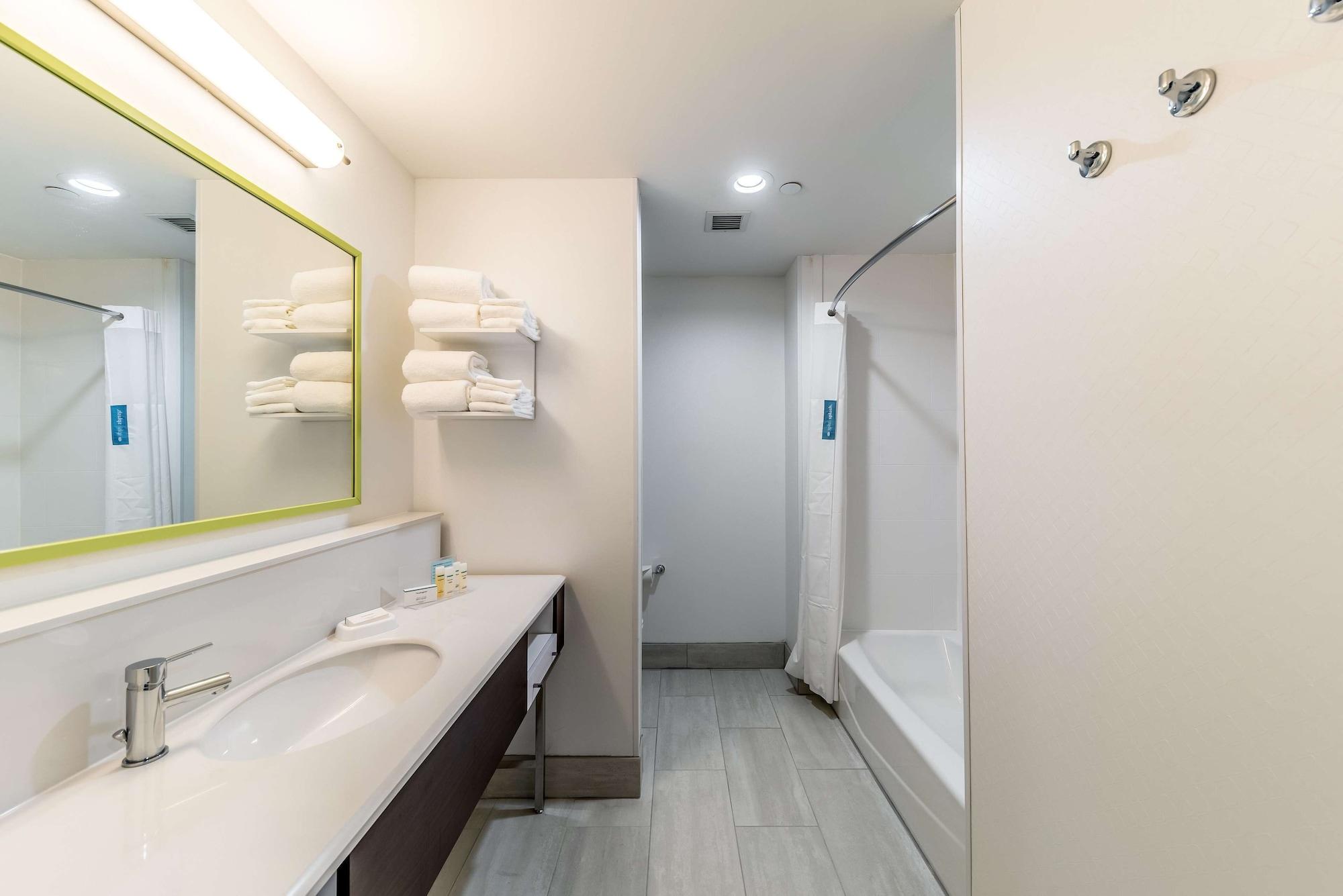 Equipamiento de Habitación Hampton Inn & Suites Pryor