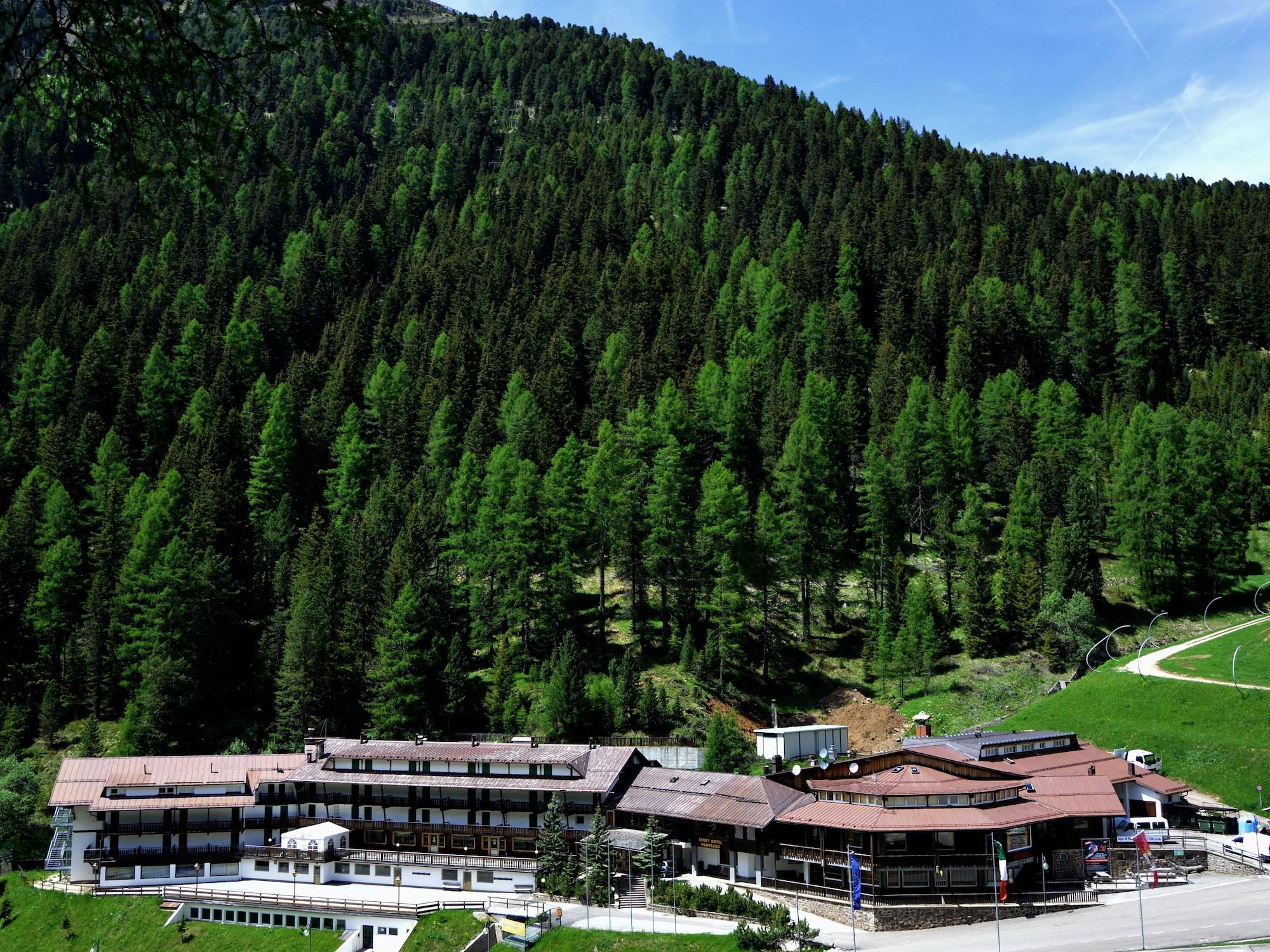 Vista Exterior Sport Hotel Pampeago