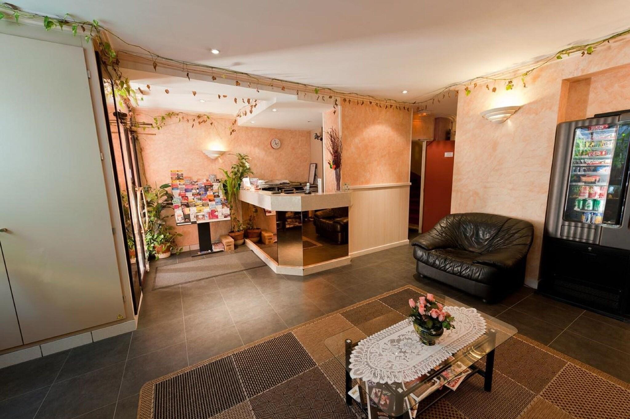 Vista Lobby Hôtel Royal Bergère