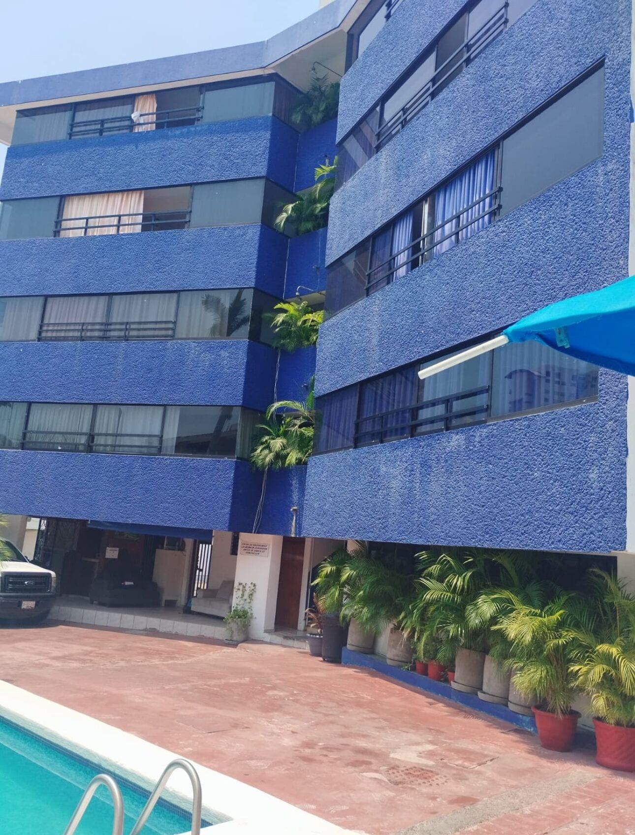 Vista Exterior Suites Menavi