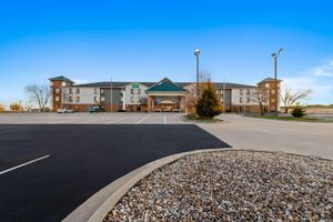 Alojamiento - Quality Inn