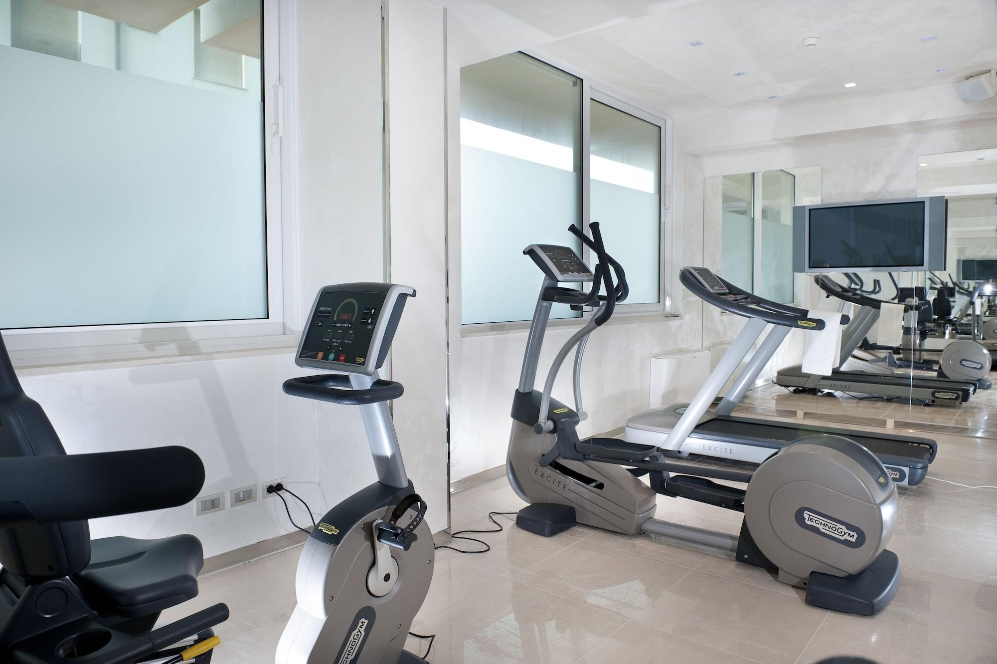 Gimnasio Mercure Rimini Artis