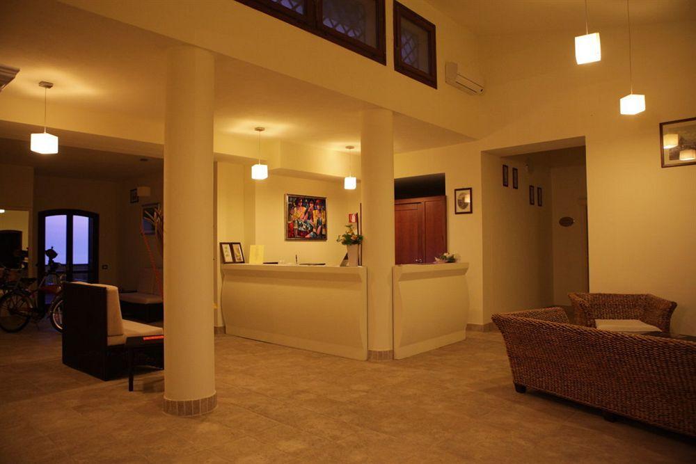 Vista Lobby Torre Hotel