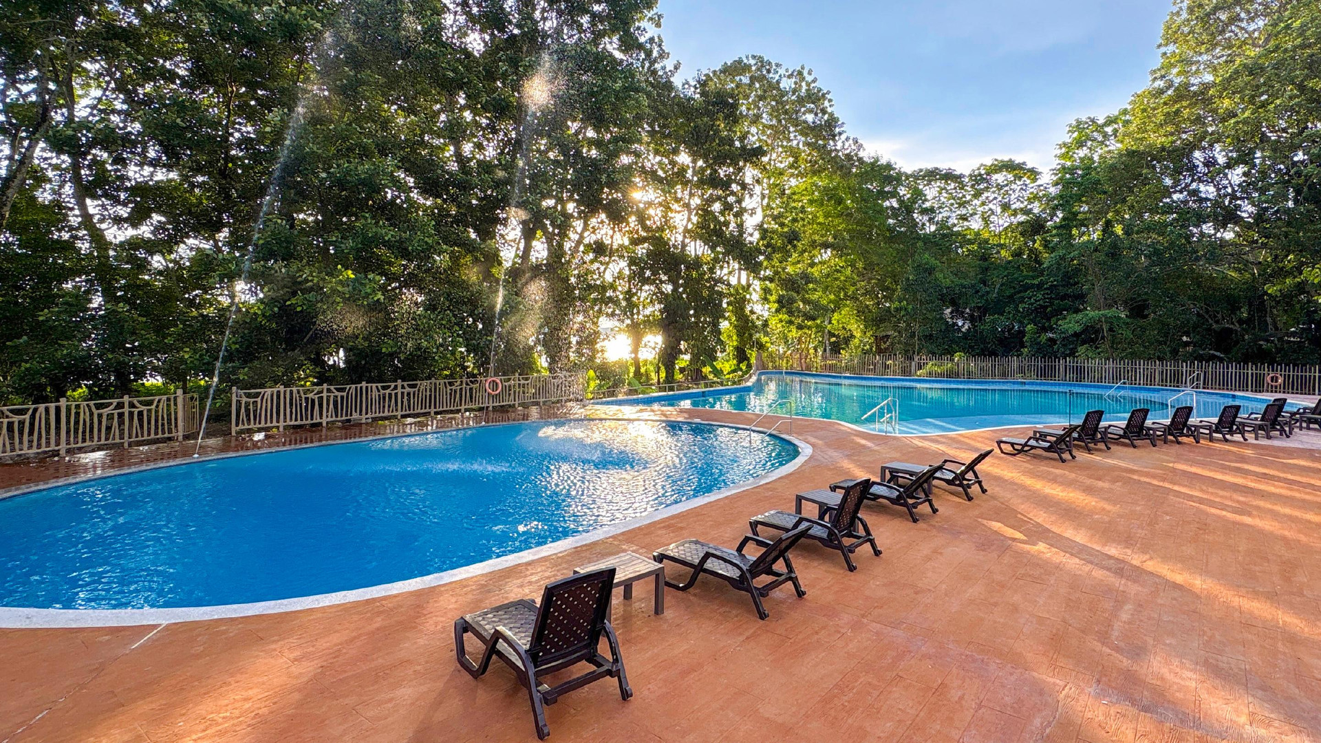 Vista Piscina Hotel Amazon by On Vacation