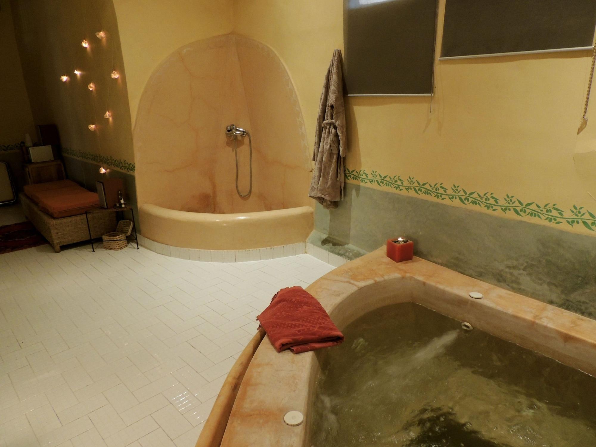 Spa Dar Qamar