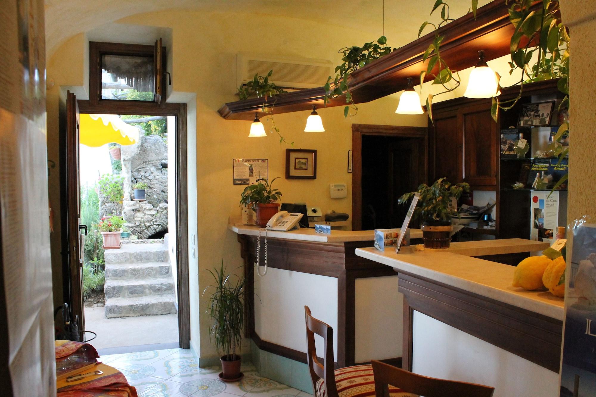Vista Lobby L'Antico Borgo dei Limoni