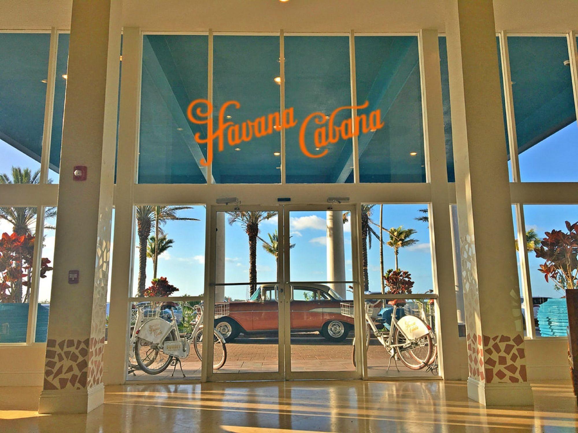 Vista do lobby Havana Cabana Key West Hotel