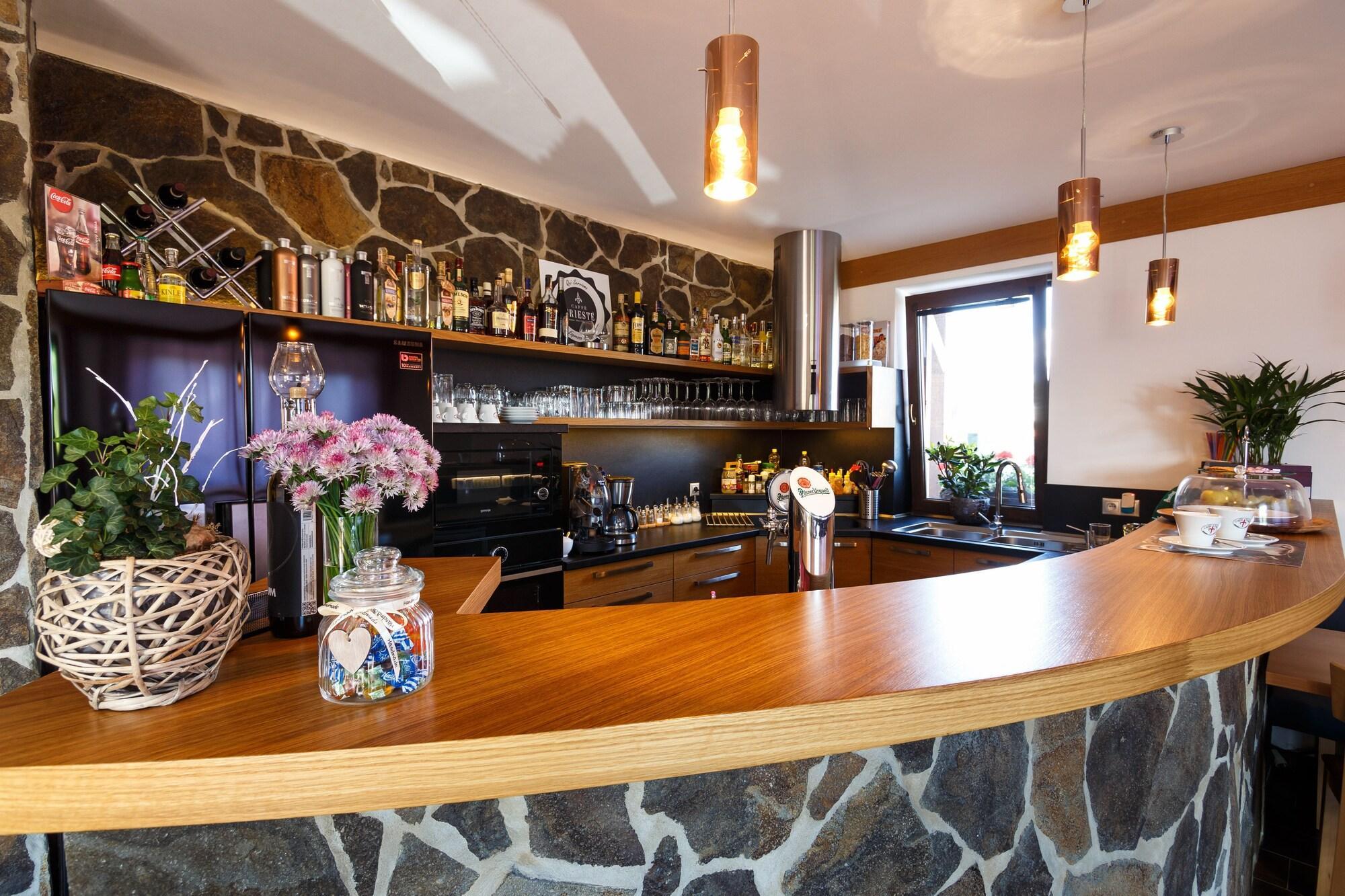 Bar/Salón Penzión Darinka