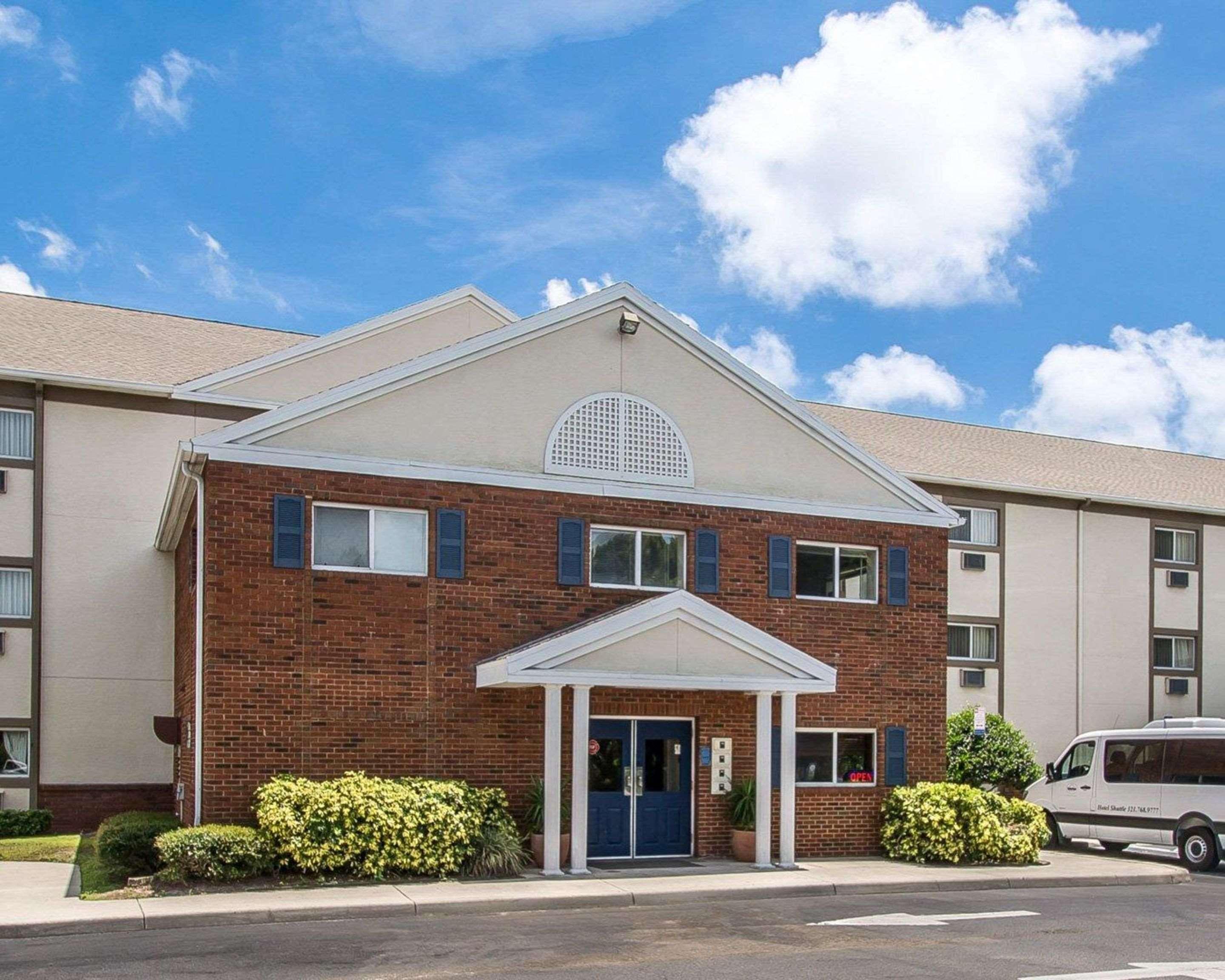 Vista Exterior Suburban Studios Melbourne Airport
