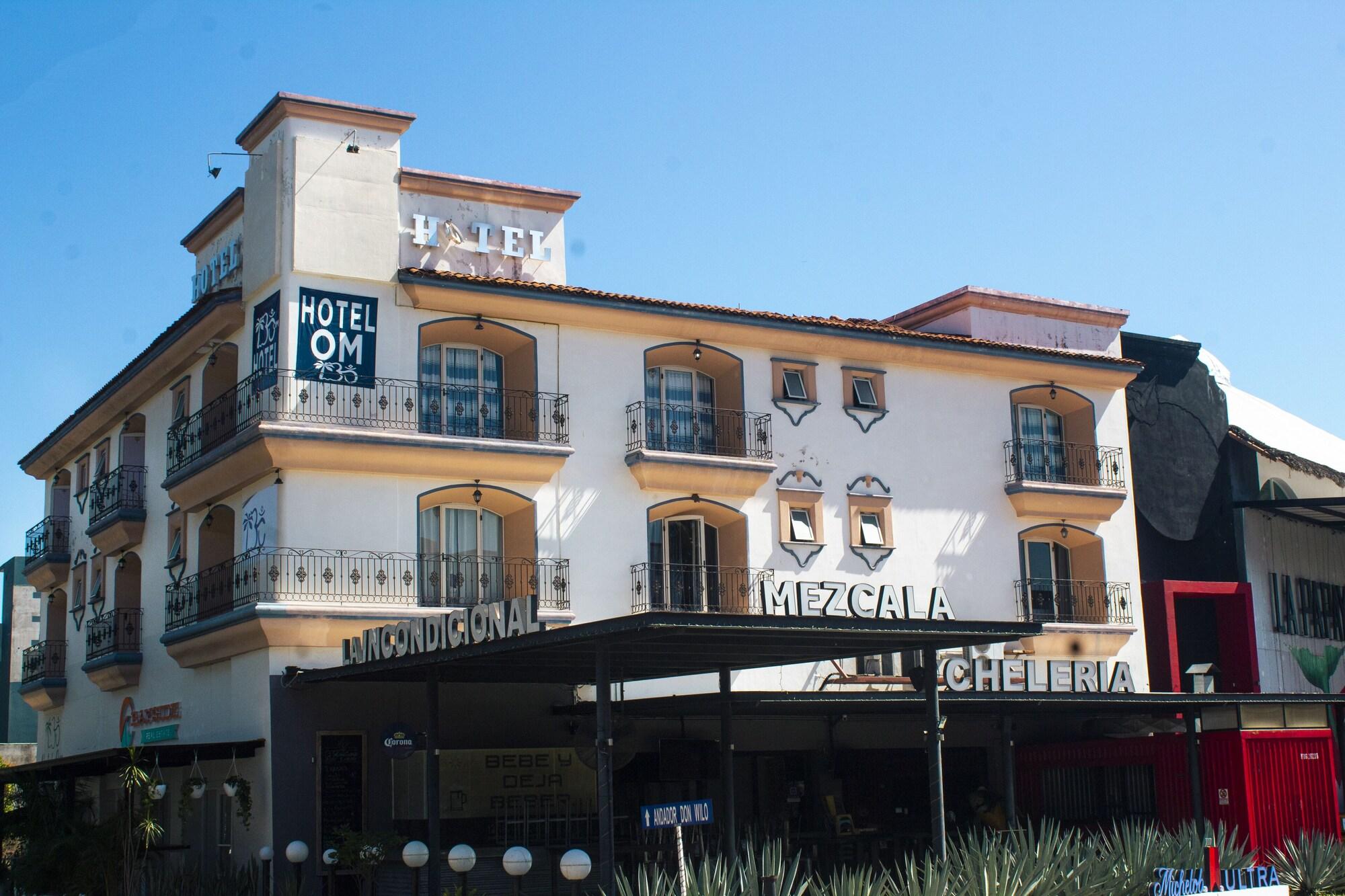 Vista Exterior Hotel OM Huatulco