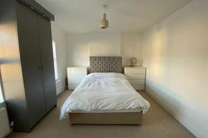 Alquiler Vacacional - Kings Lodge/3 Bed House -Legoland & Heathrow. Ideal for work, business & holiday