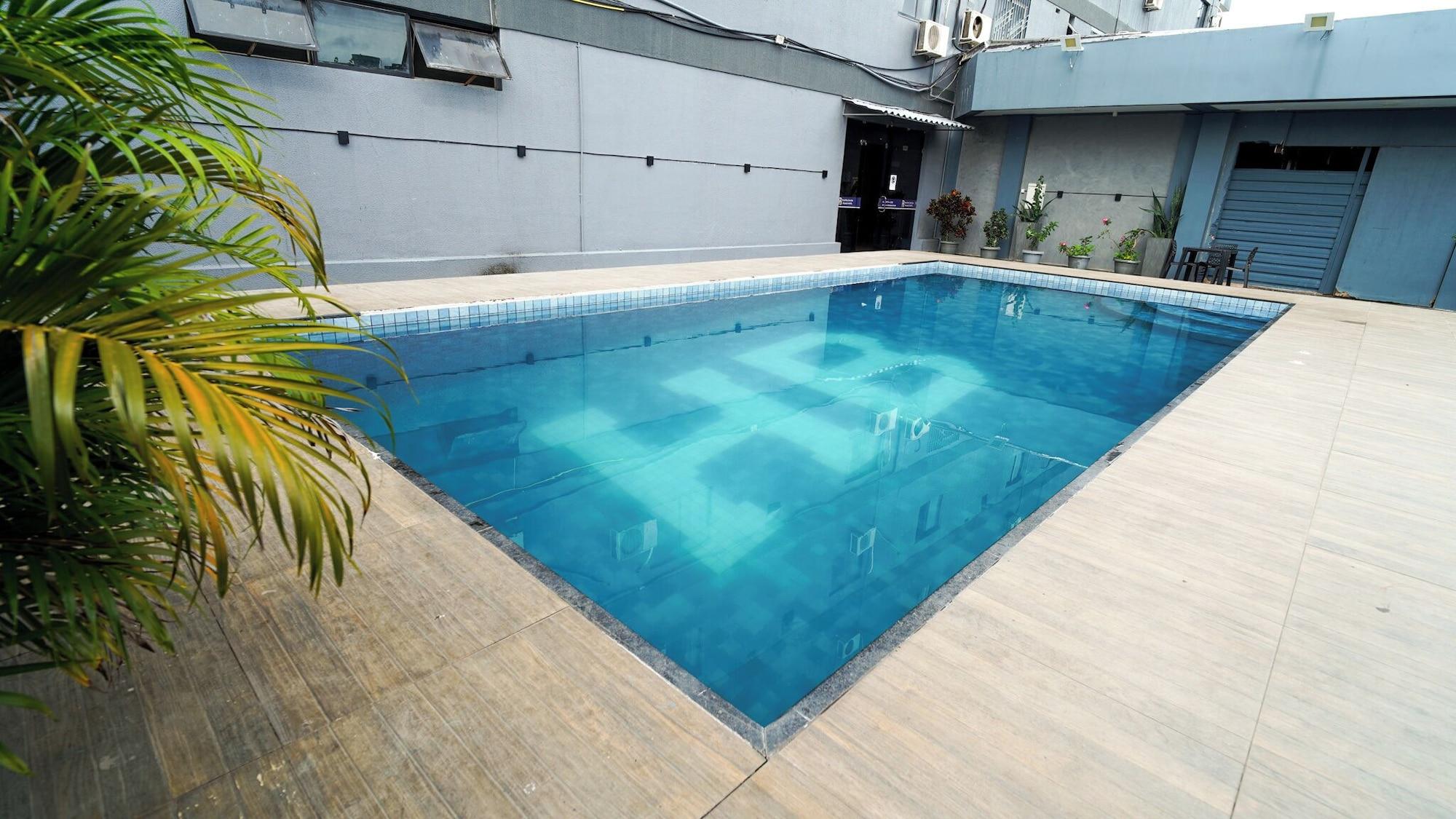 Vista Piscina Barrudada Palace Hotel