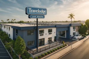 Alojamiento - Travelodge by Wyndham LAX
