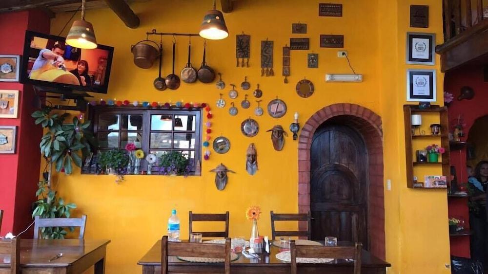 Restaurant La Casa de Barro Lodge & Restaurant