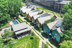 Alojamiento - The Porches Inn at Mass MoCA