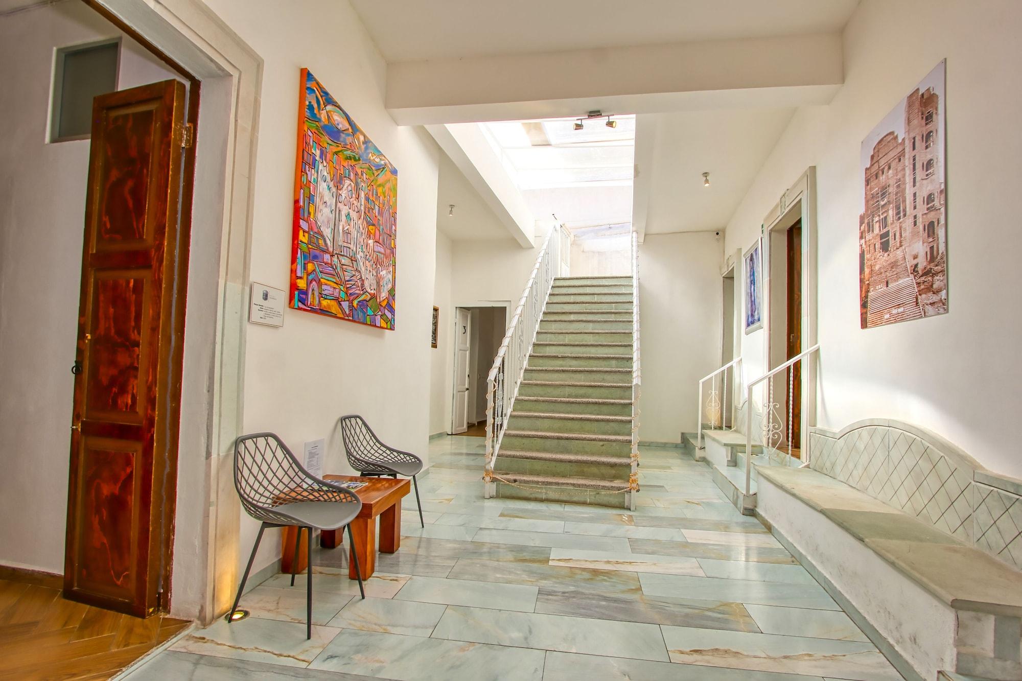 Varios Hotel Universidad