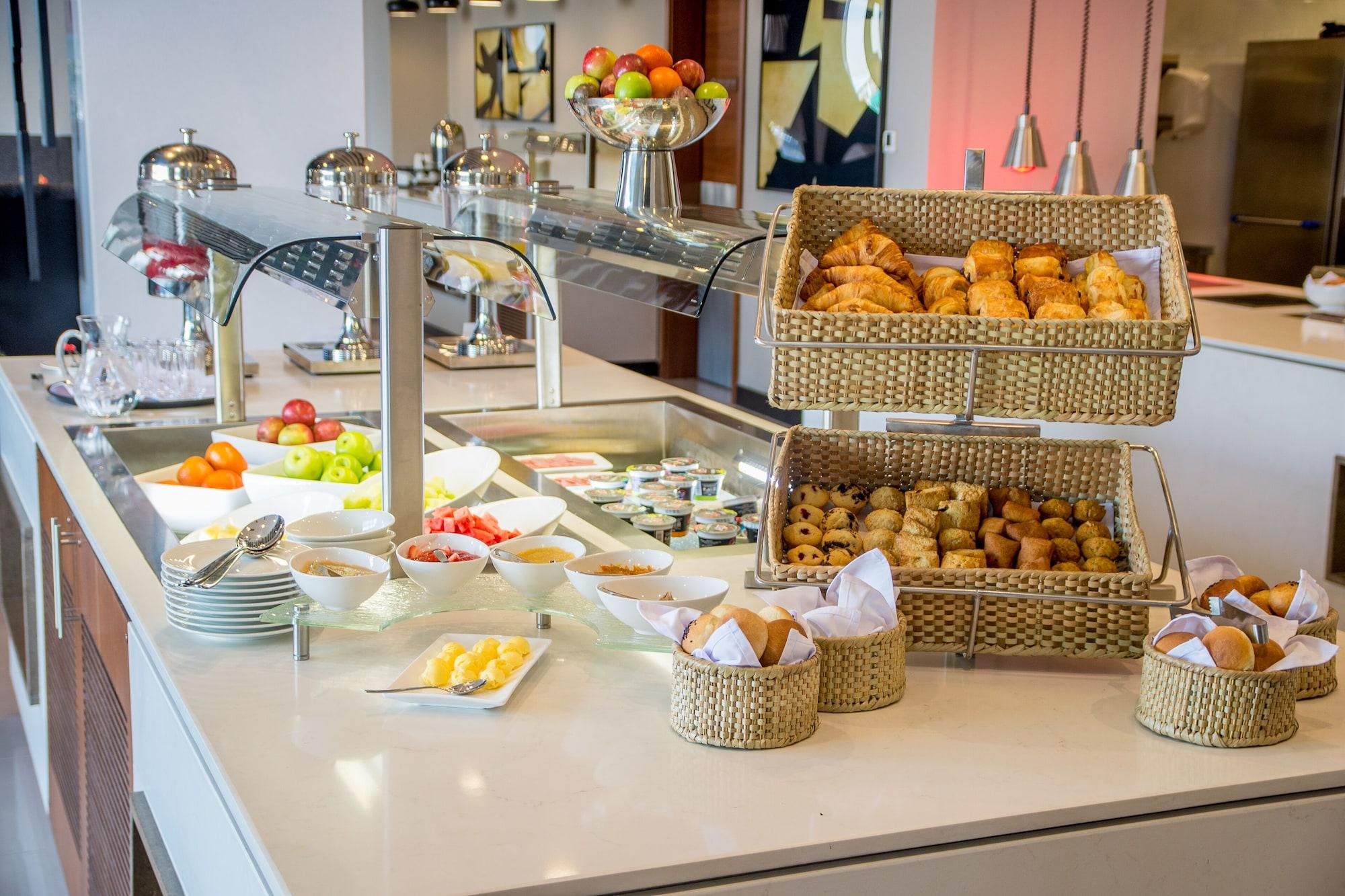 Restaurant Hilton Garden Inn Nairobi Airport