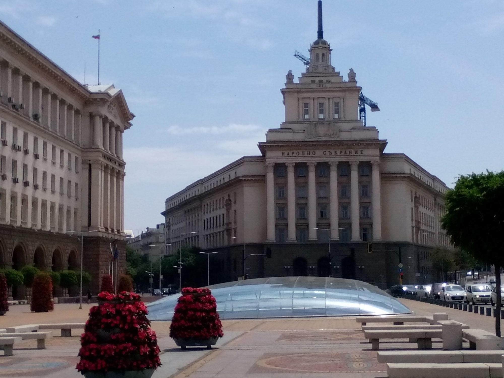 Varios Greek Rooms in the City Center