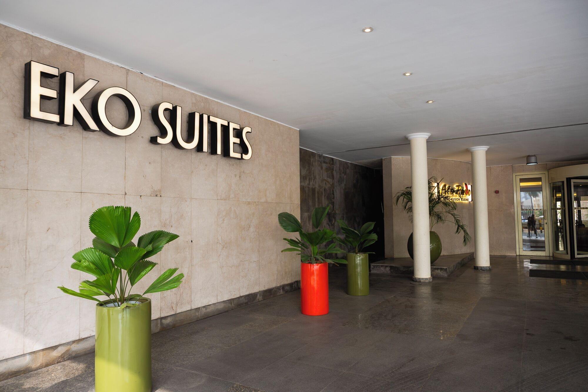Vista Exterior Eko Hotel Suites