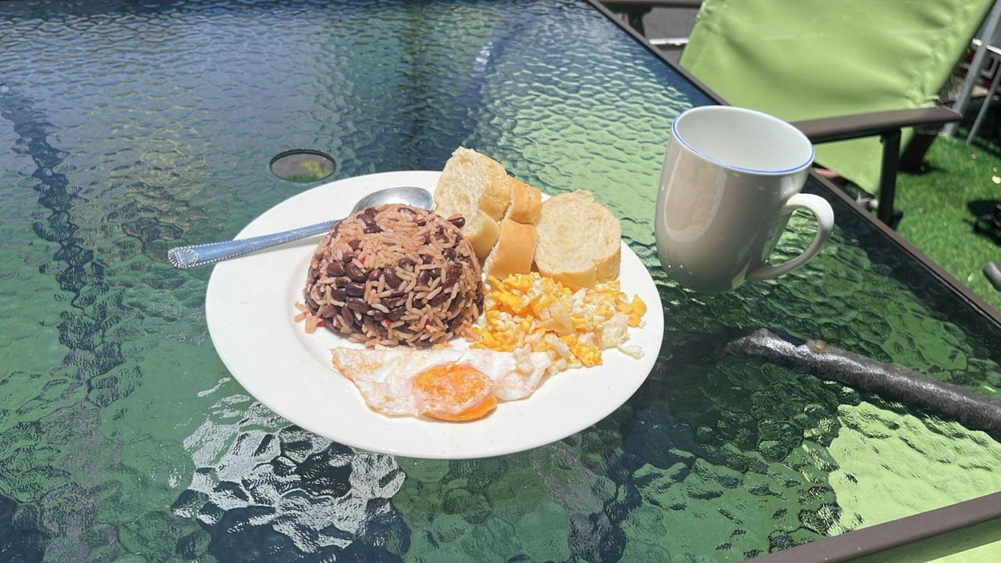 Restaurant Rivera Family Airport Apartments