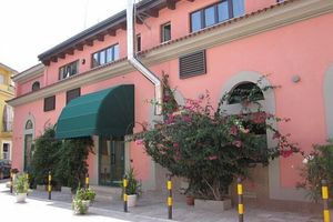 Alojamiento - Hotel Bella Napoli