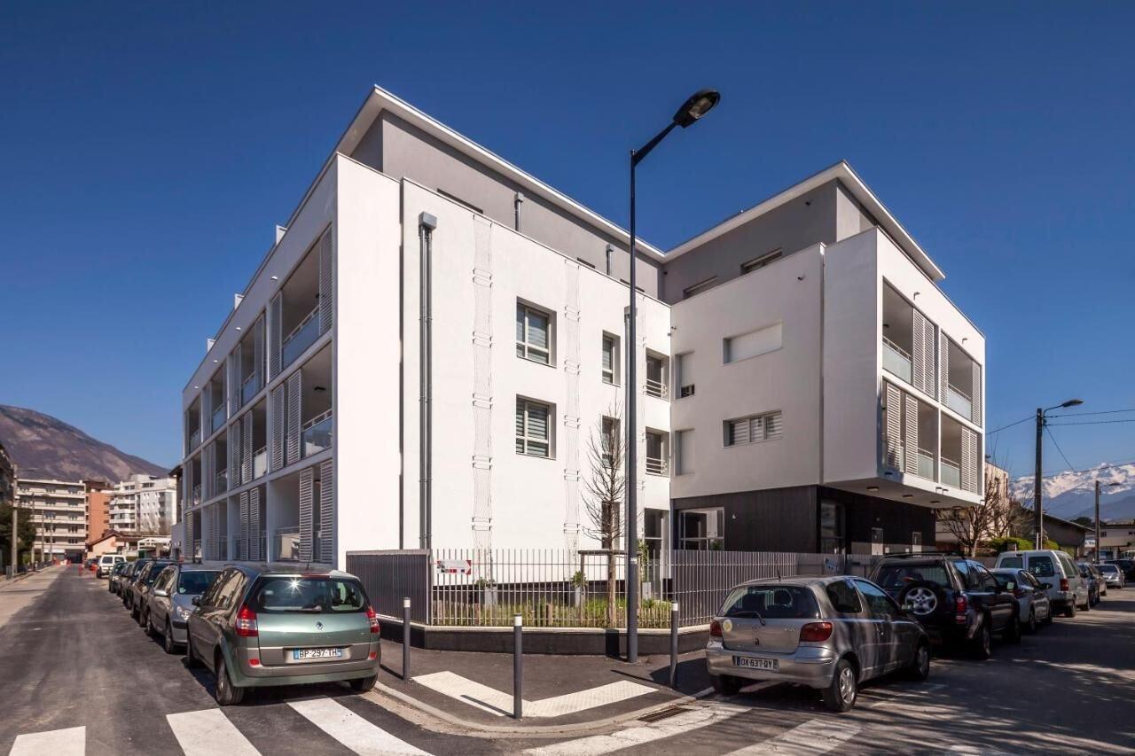 Varios Tempologis Le Saint Germain Grenoble