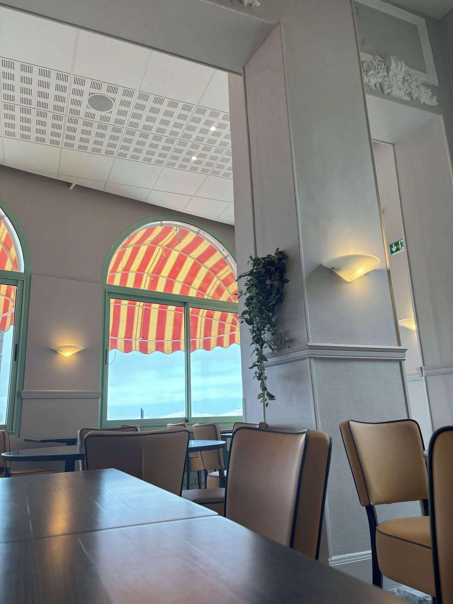 Restaurant Hôtel Vacances Bleues Le Balmoral