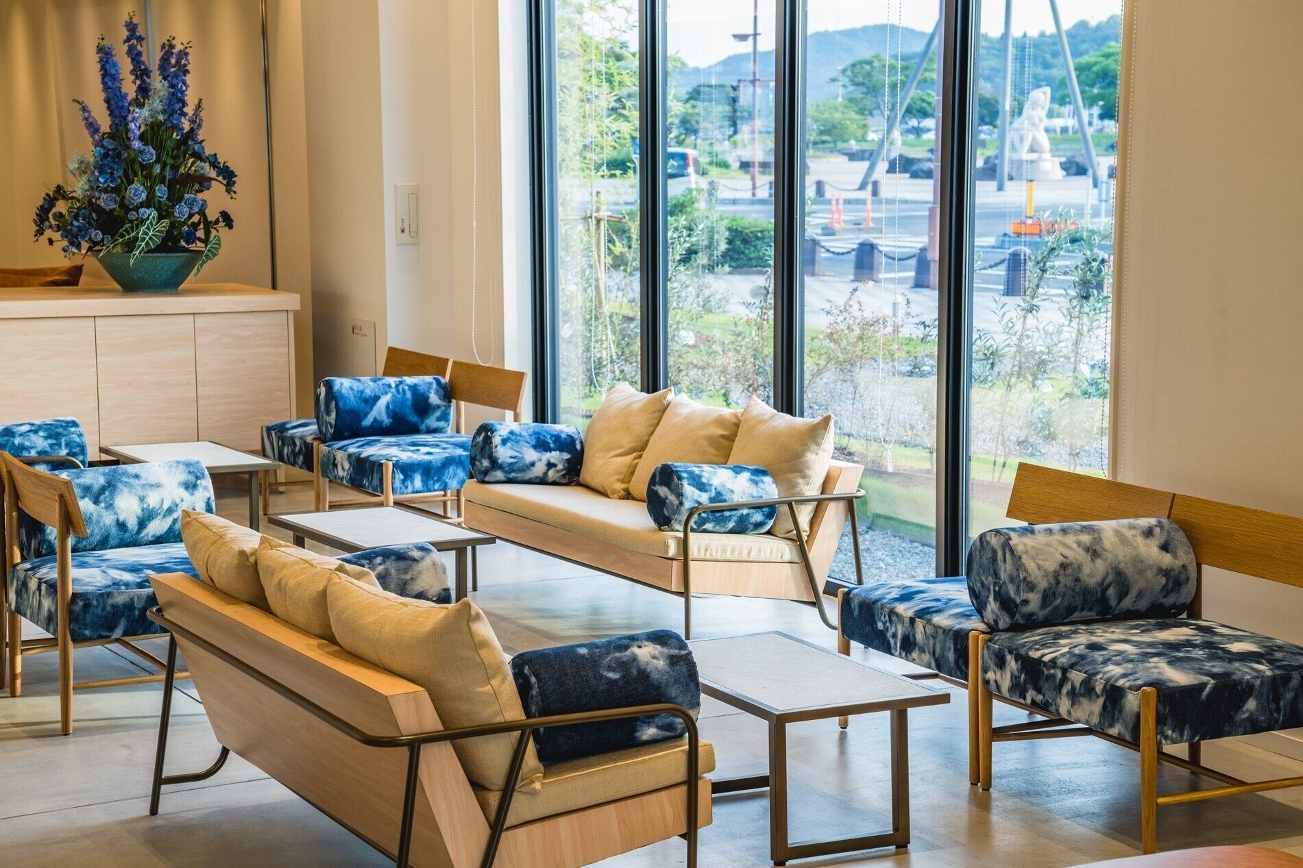 Bar/Salón UNO HOTEL