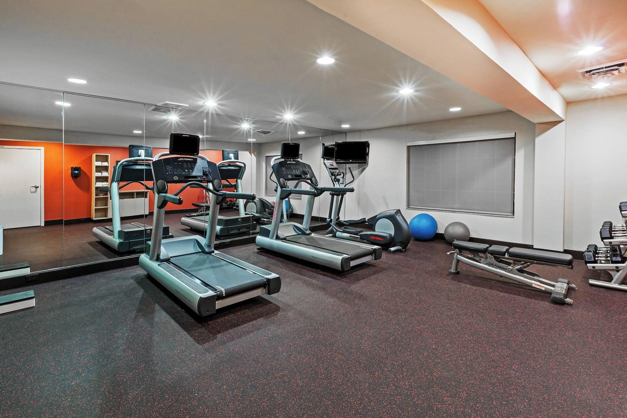 Gimnasio TownePlace Suites by Marriott Odessa