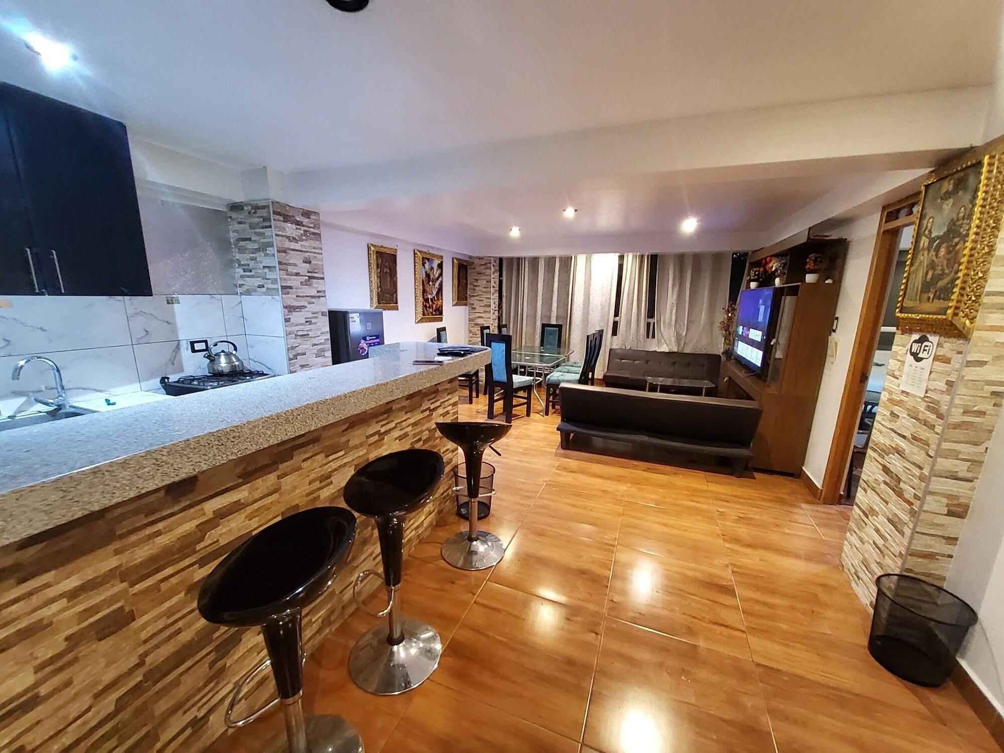 Varios Las Margaritas Apart