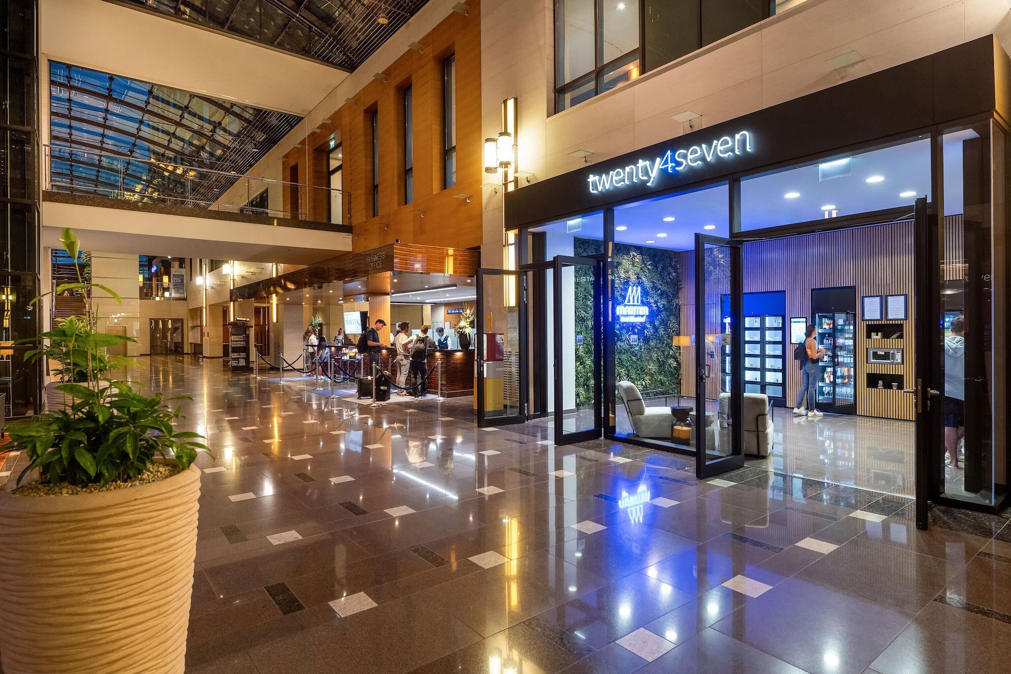 Vista Lobby Maritim Hotel Düsseldorf