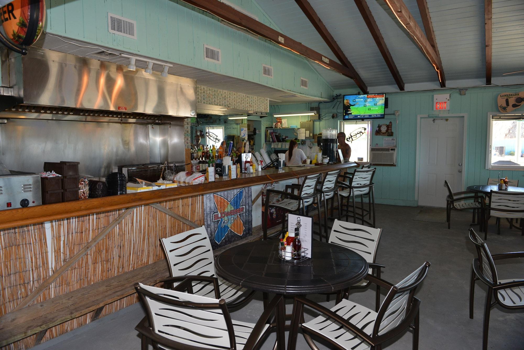 Restaurant Fiesta Key RV Resort