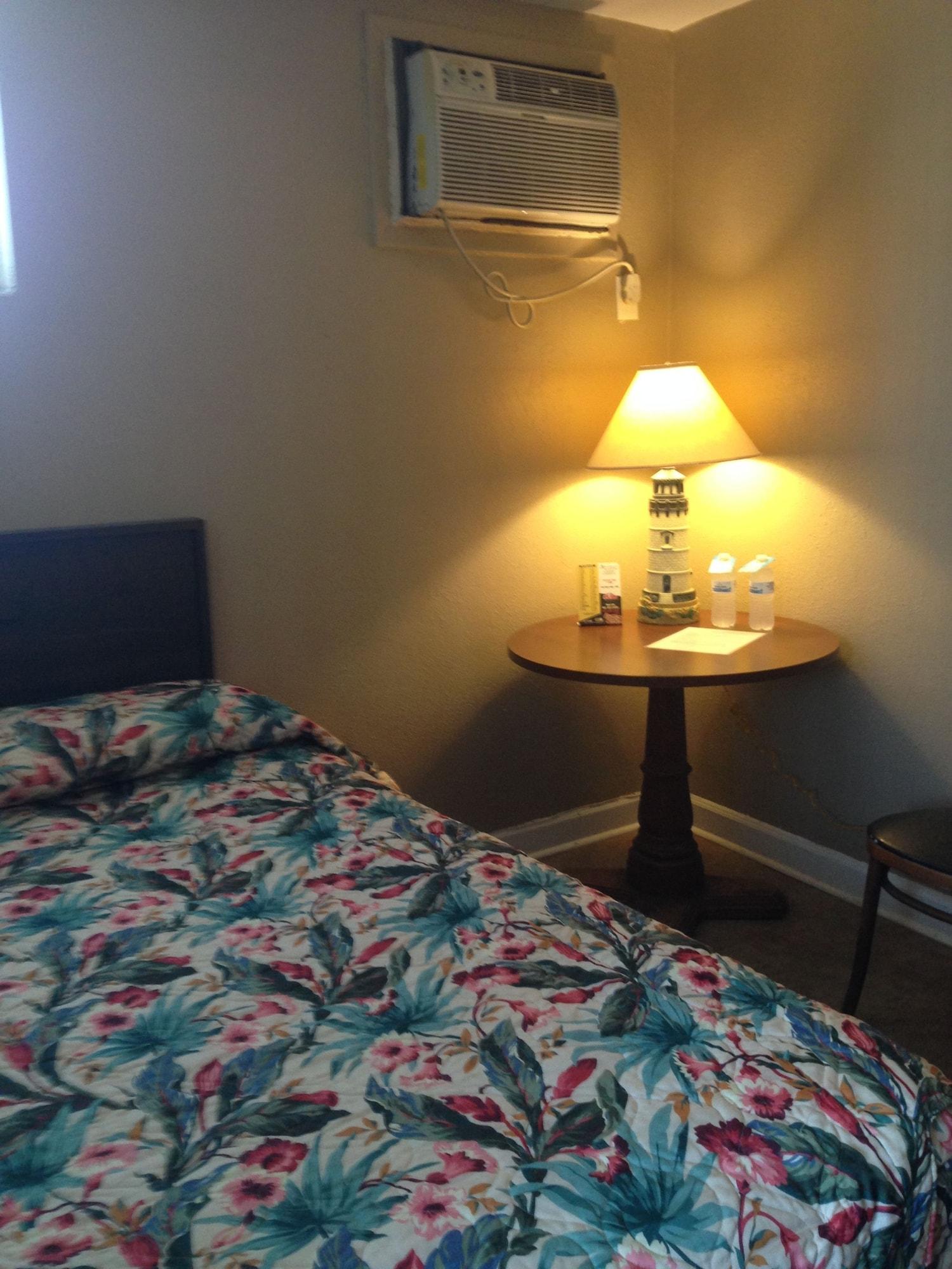 Varios Oasis Motel