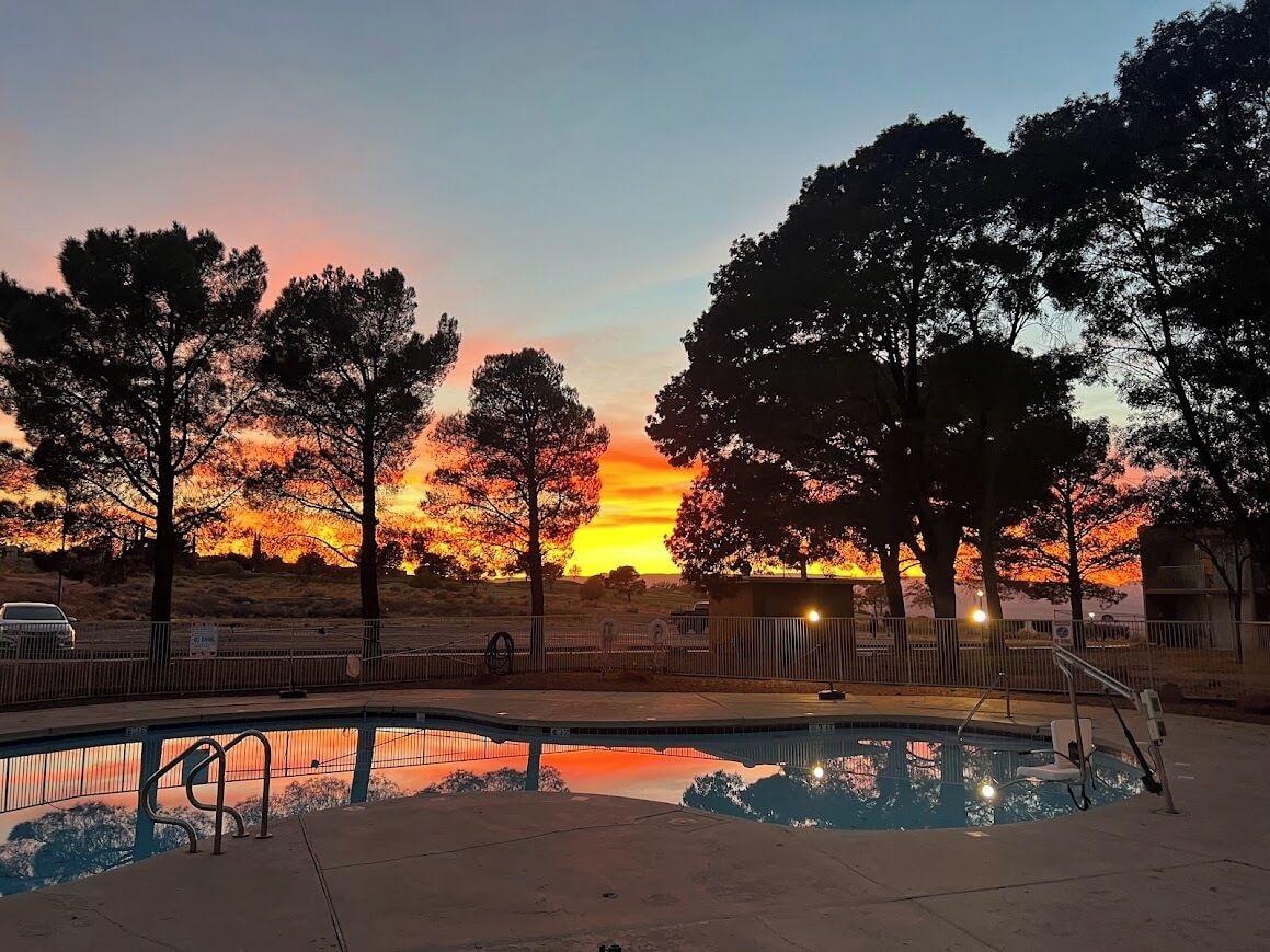 Vista Piscina Scenic View Inn - Lake Powell - Page AZ