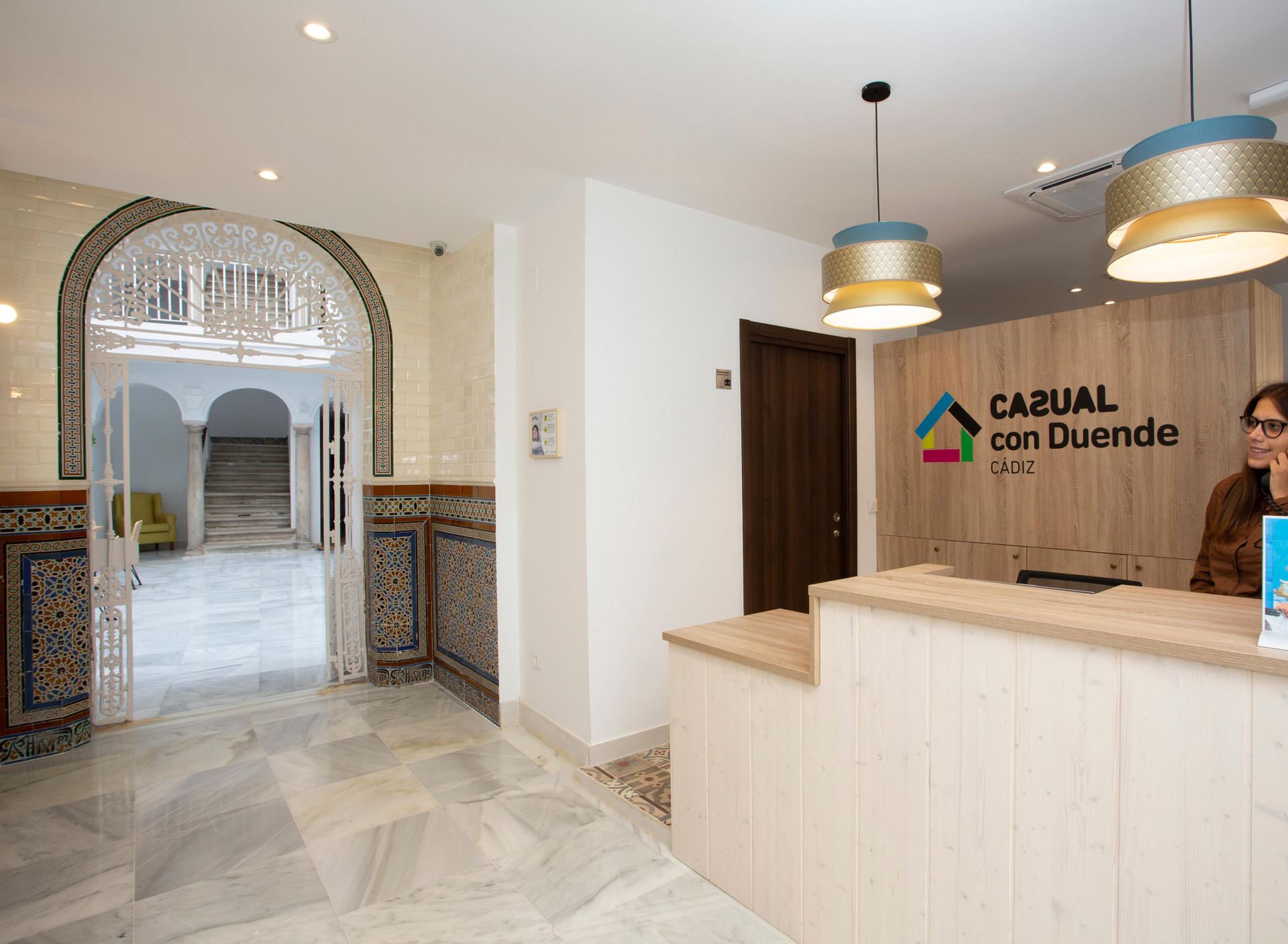 Vista Lobby Casual Con Duende Cádiz Hotel