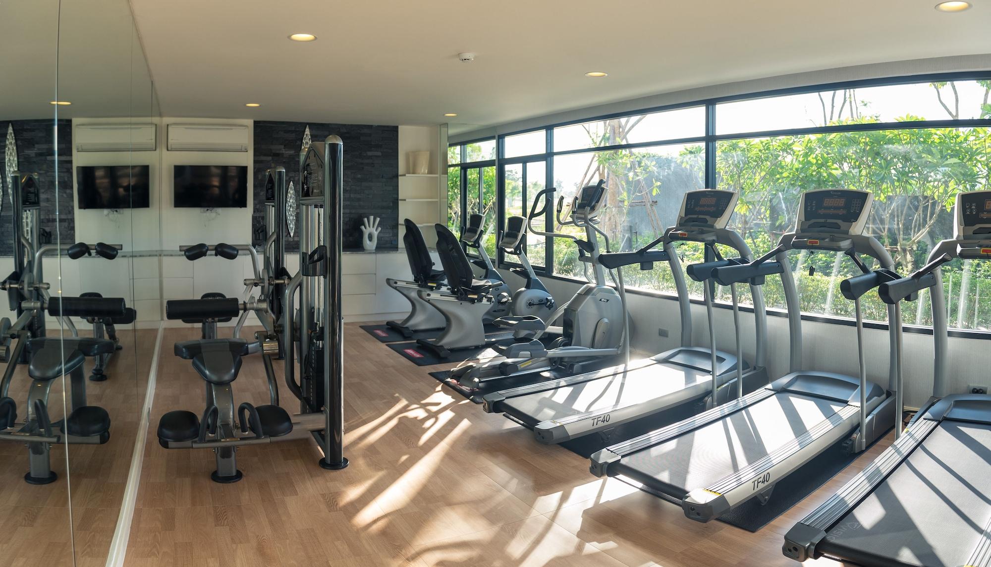 Gimnasio North Hill City Resort