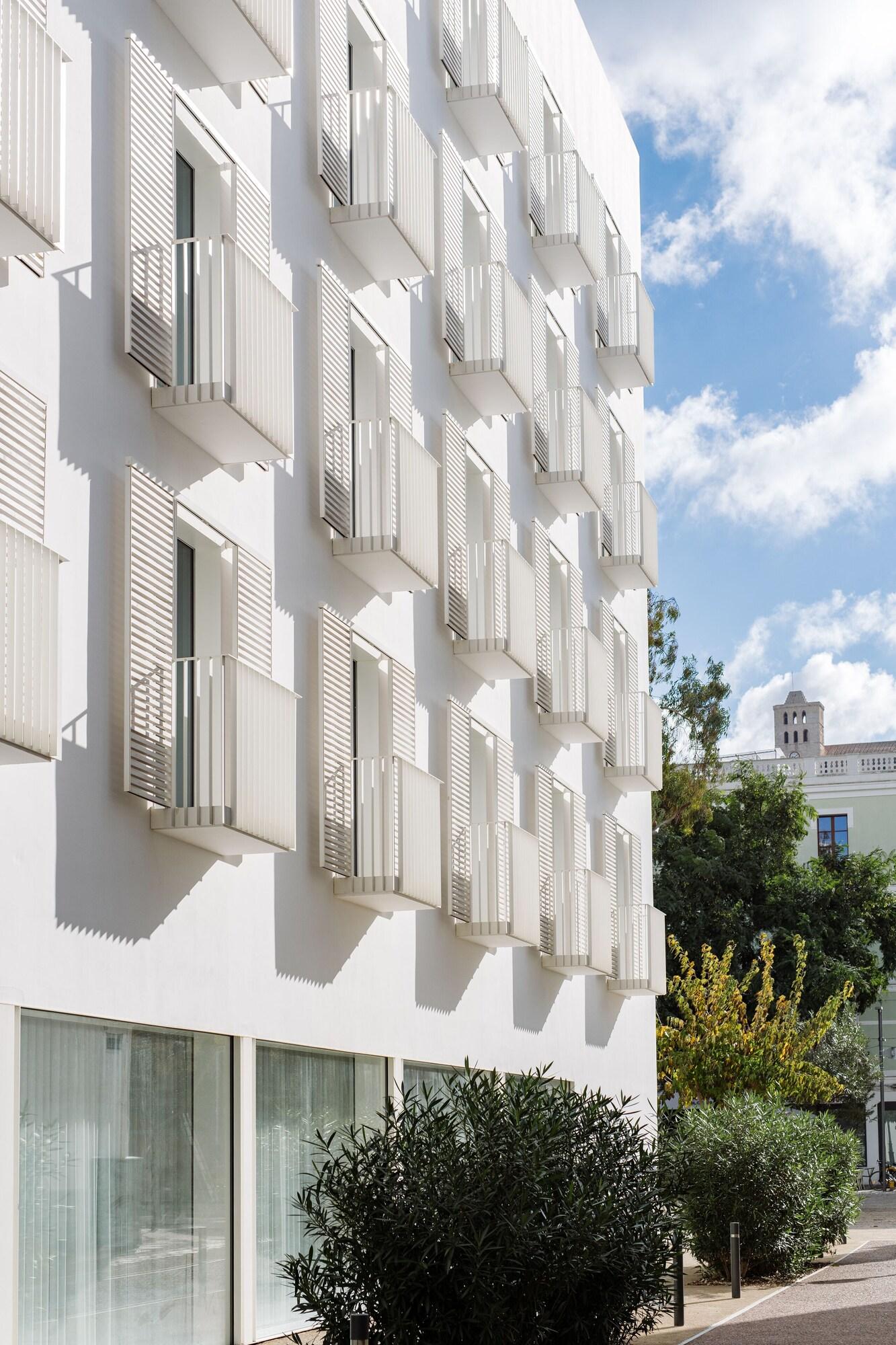 Vista Exterior The Standard, Ibiza