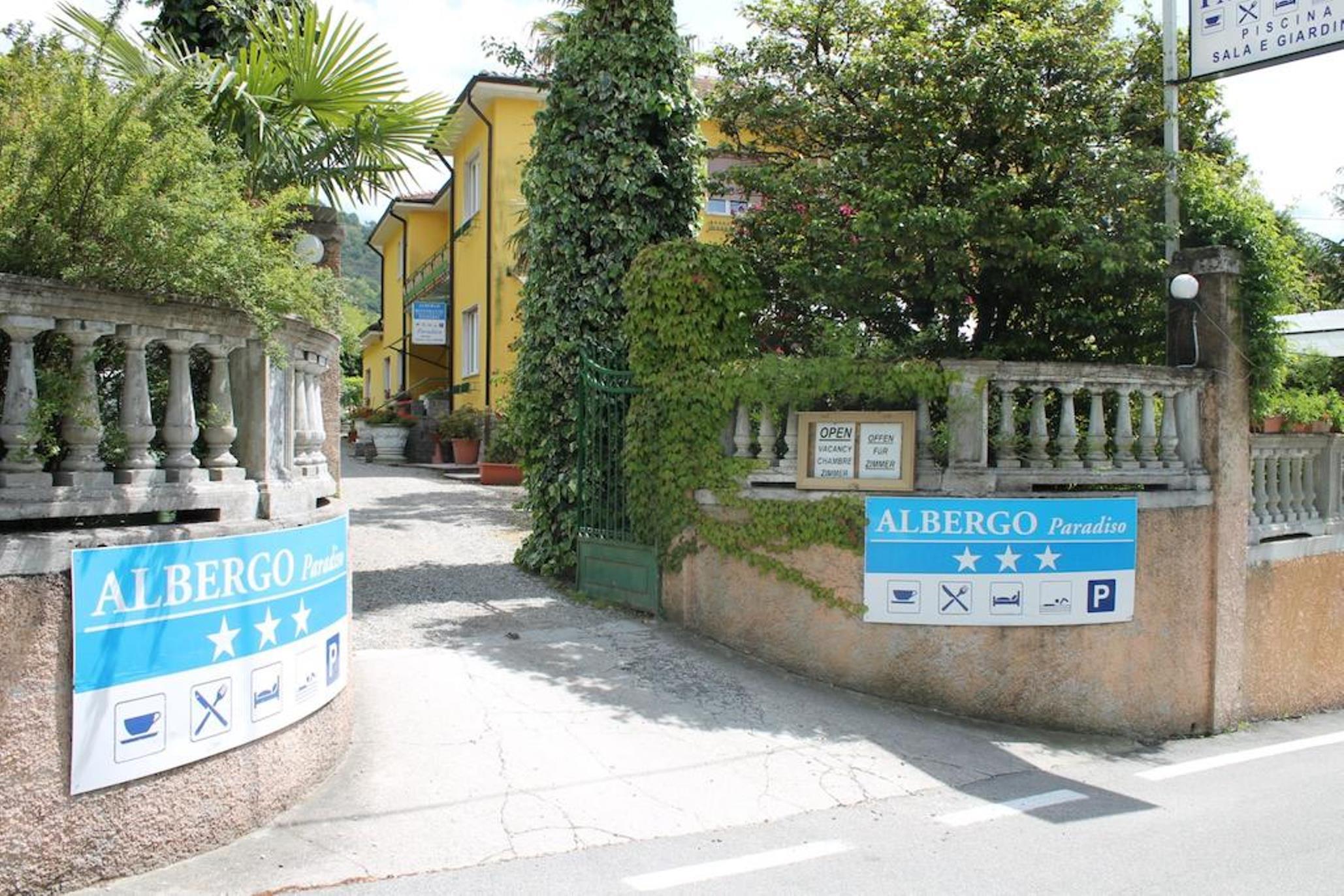 Vista Exterior Albergo Paradiso