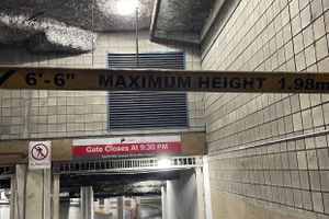 Alquiler Vacacional - You're in the heart of the action for entertainment and office!