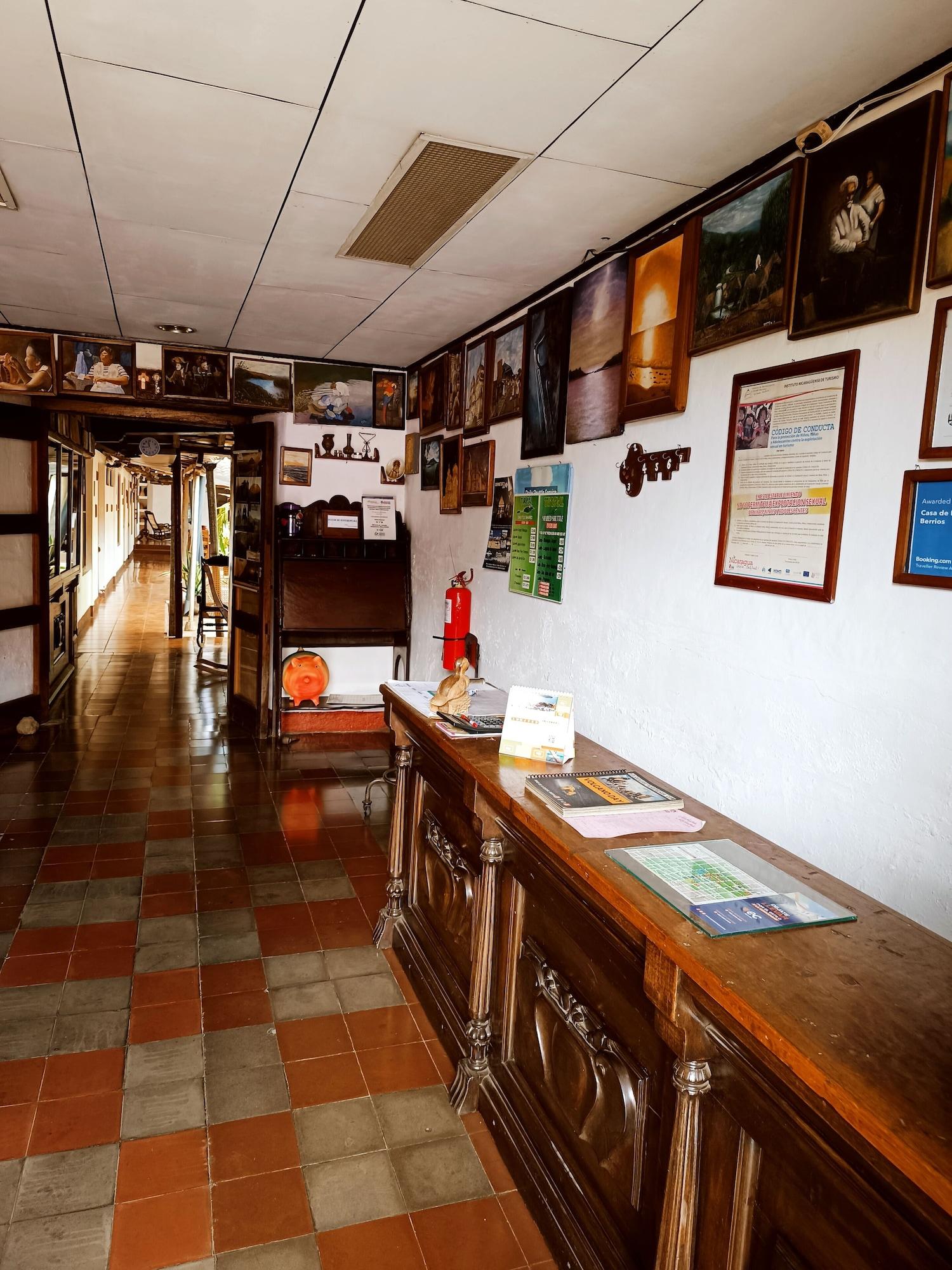 Vista Lobby Casa de Los Berrios