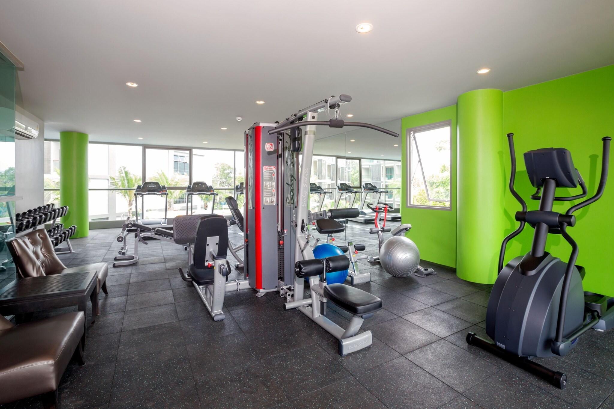 Gimnasio The Regent Phuket Bangtao Beach