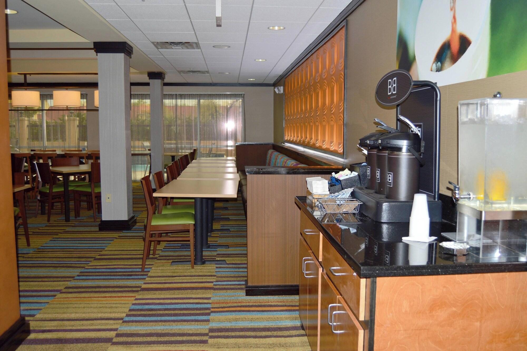 Restaurant Fairfield Inn & Suites by Marriott Channelview