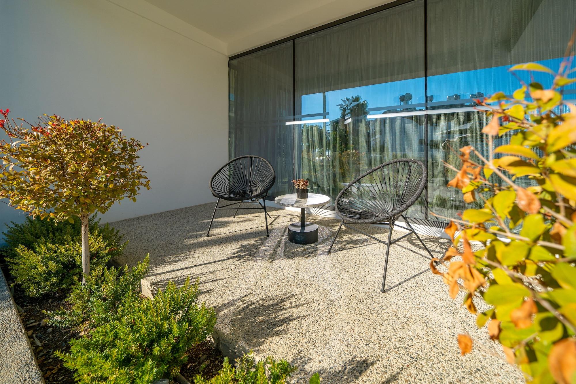 Vista Exterior The Palmiers